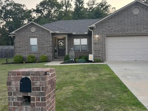 28 Timber Ln, Austin, AR 72007