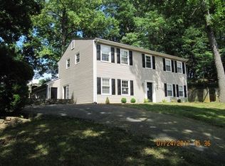 202 Scalybark Dr, Blue Ridge, VA 24064