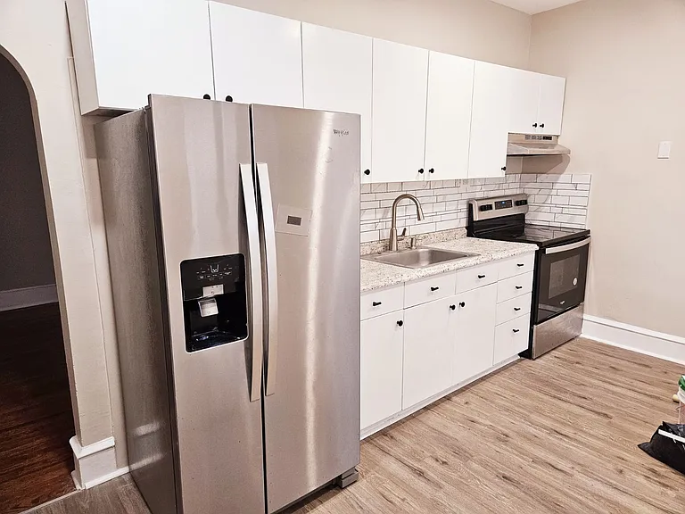 304 N Lynn Blvd — Photo 8