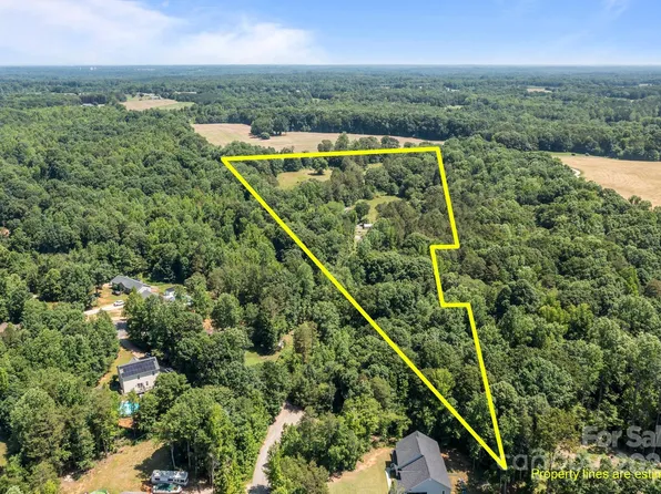 168 Pleasant Creek Dr, Cleveland, NC 27013