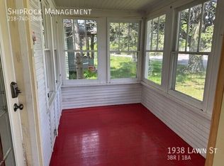 1938 Lawn St, Duluth, MN 55812