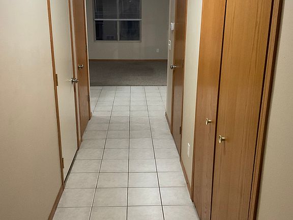Tile entry into the kitchen/living room