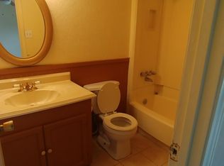 9938 Valley Lake Dr, Houston, TX 77078