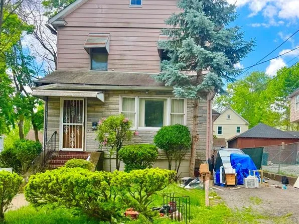 268 Washington Pl, Englewood, NJ 07631