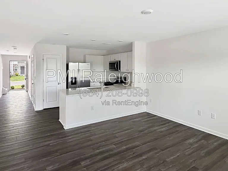 108 Clementine St — Photo 11
