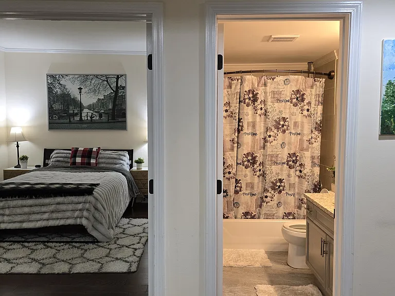 405 W 7th St #212 — Photo 32
