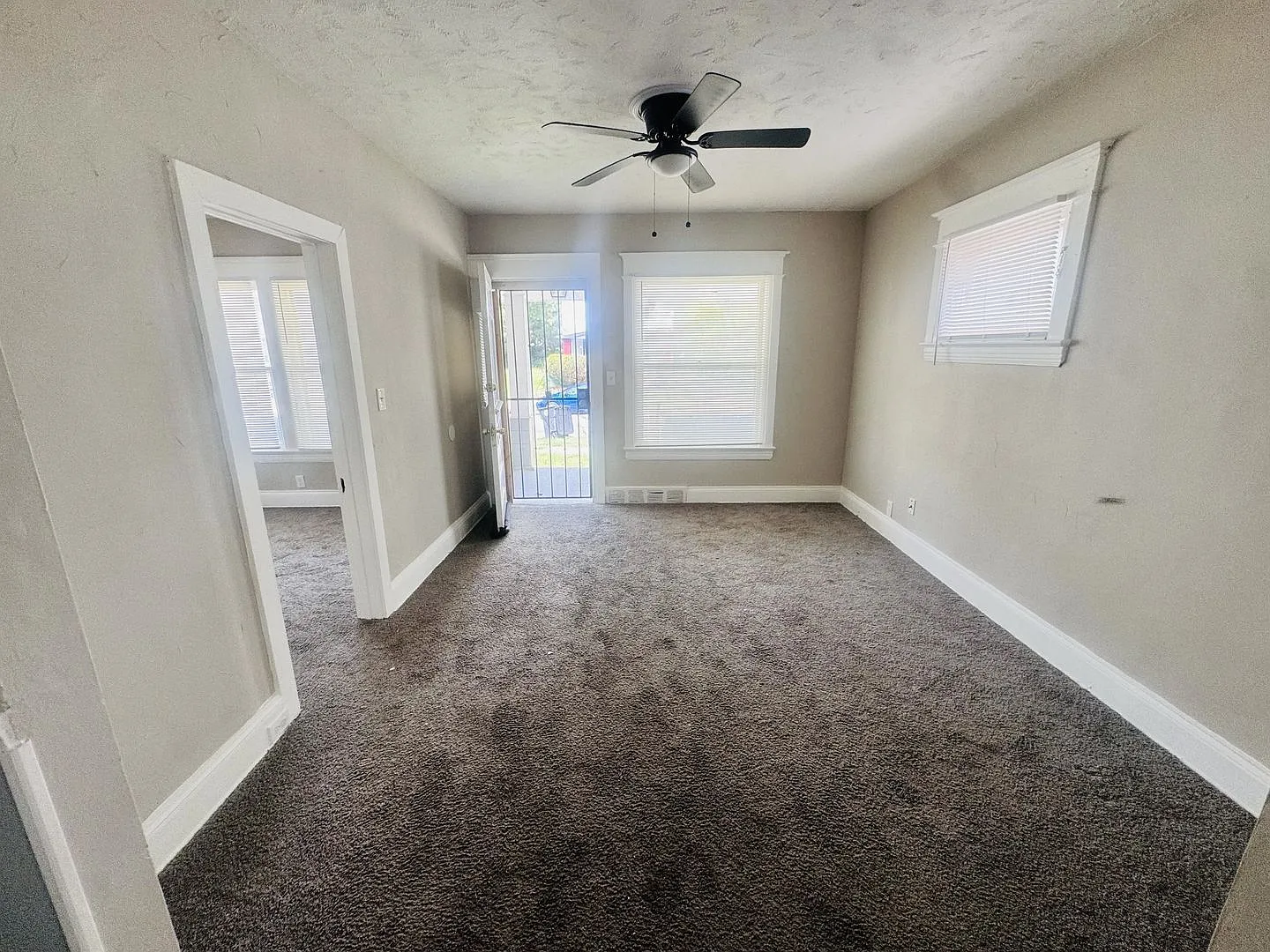 12918 Ferris Avenue — Photo 2