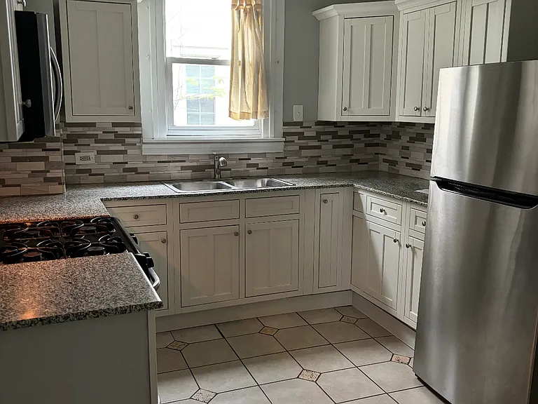 823 Ashland Ave #1 — Photo 8