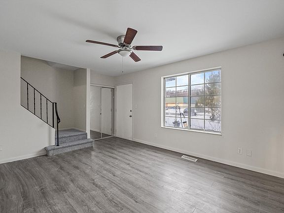 4th image of 37104 Jefferson Ave