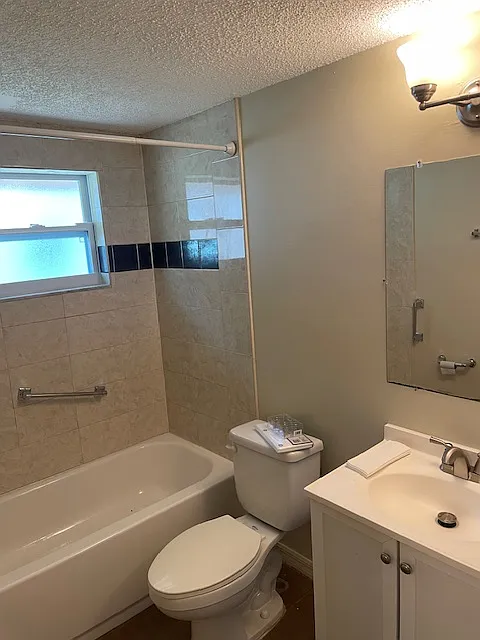 Bathroom - 1900 Berg Rd