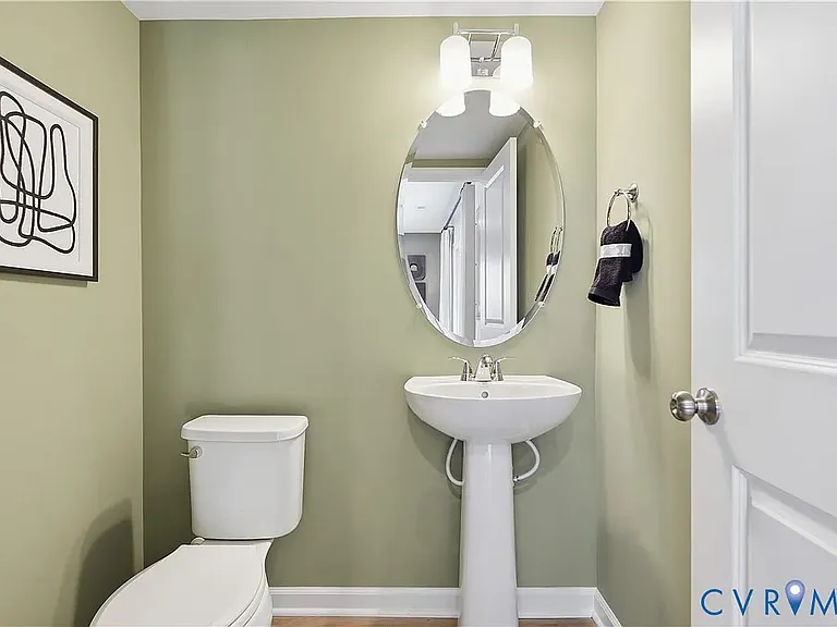 421 Burden Dr — Photo 34