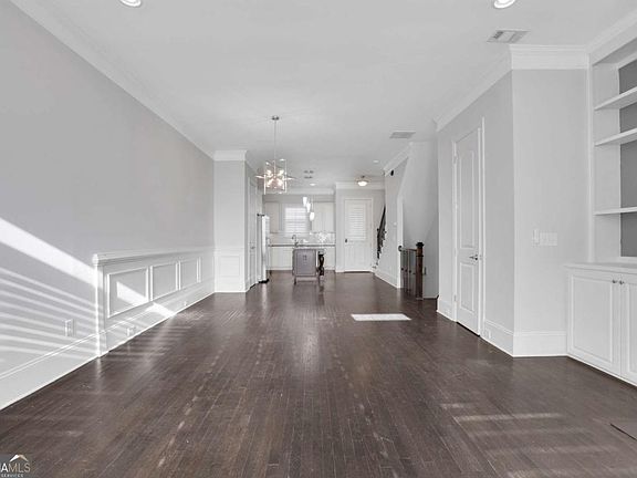 5th image of 2134 Havenwood Trl NE