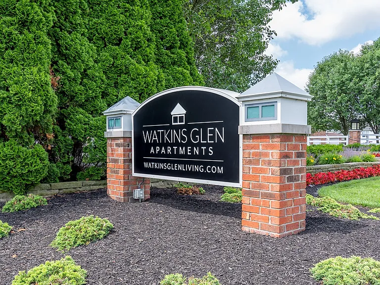 Watkins Glen Apartments — Photo 41