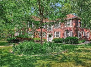 1502 S Race St APT 4, Urbana, IL