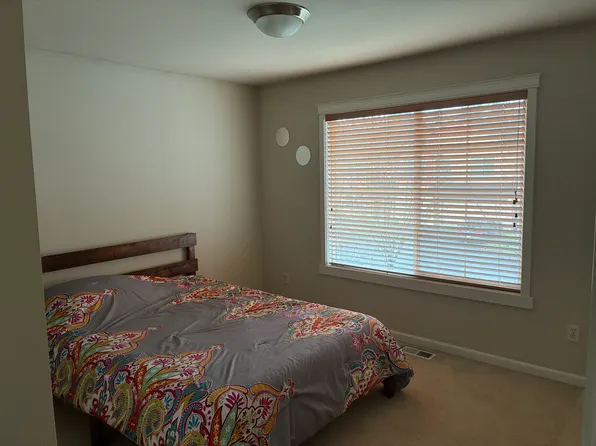 24233 237th Way SE, Maple Valley, WA 98038