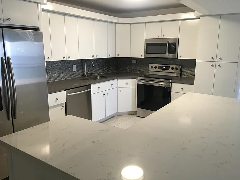 7135 Collins Ave #1636 — Photo 5