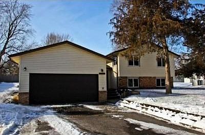 7941 Mississippi Ln N, Brooklyn Park, MN 55444 | Zillow