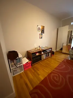 Rented by Mdays Realty | media 18