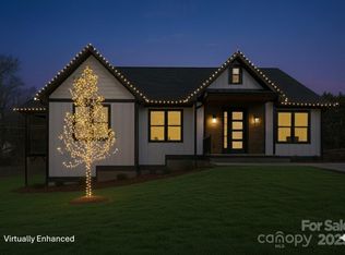 4 Shytle Ln, Fletcher, NC 28732