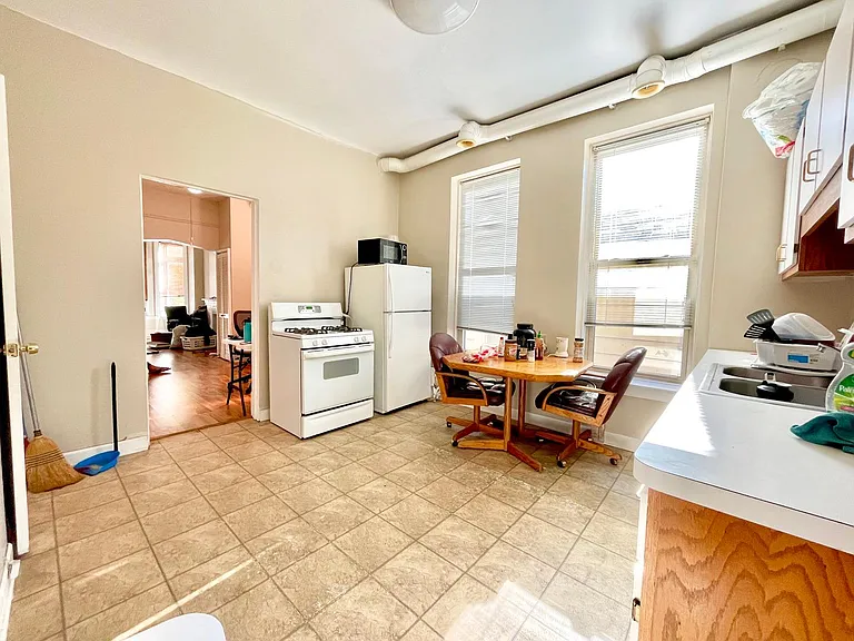 3128 S Wells St #2F — Photo 4