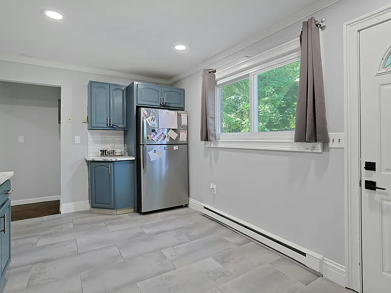 205 Old Mill Rd — Photo 9