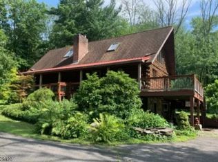 645 Brass Castle Rd, Belvidere, NJ 07823