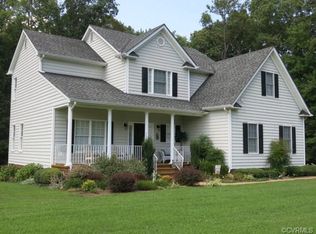 473 Henley Fork Dr, Tappahannock, VA 22560