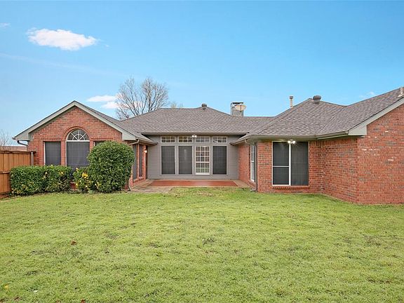 5th image of 2100 Monterrey Pl