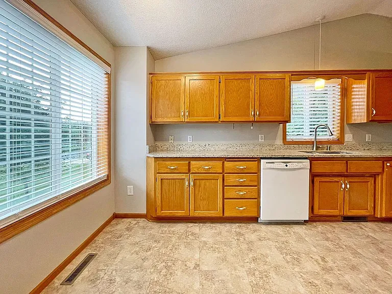 12233 Quinn St NW — Photo 3