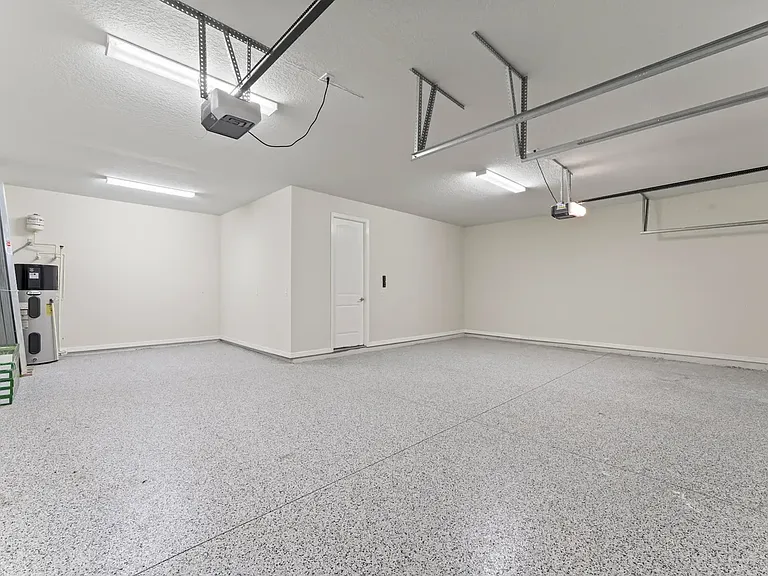10408 Scarlet Chase Dr — Photo 7