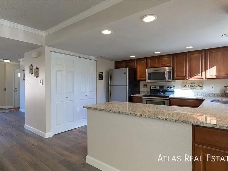 3931 S Boston St — Photo 11