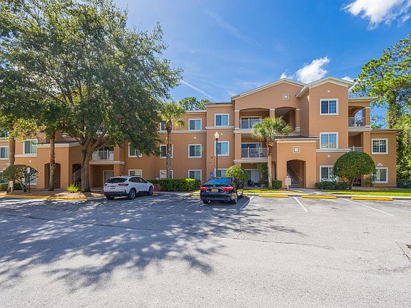 4th image of 550 Florida Club Blvd APT 303