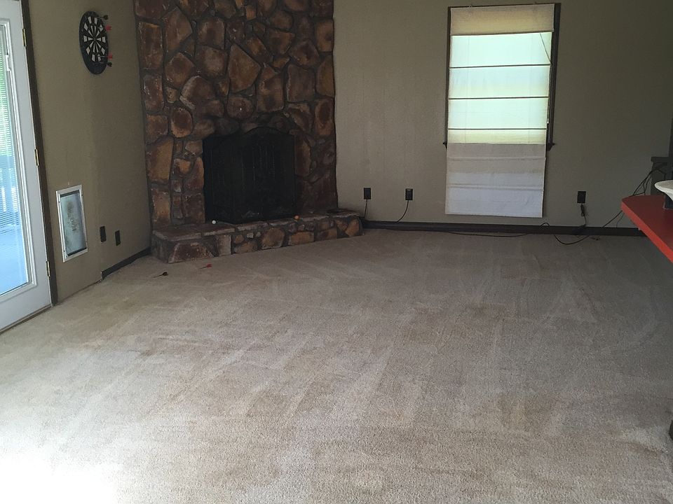 2nd image of 115 Rolling Hill Dr
