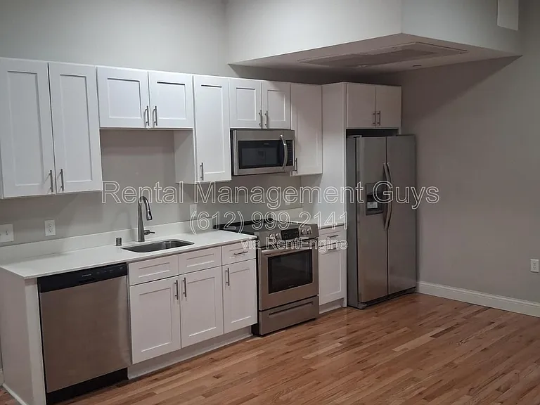 Sibley Lofts — Photo 10