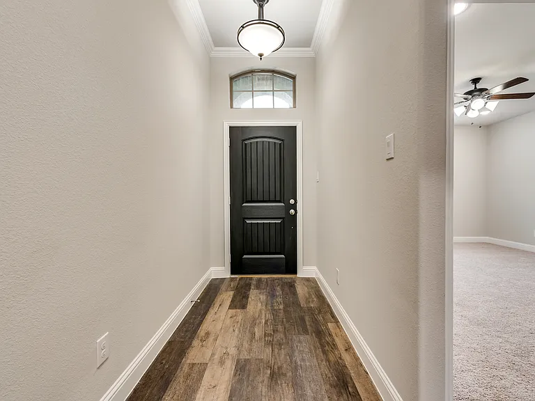 1523 Charismatic Ct — Photo 2