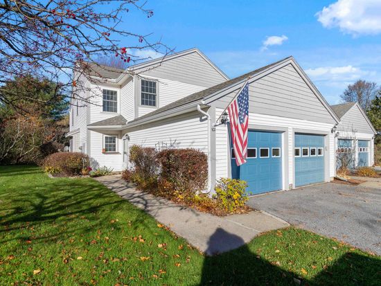 102 Saybrook Road, Essex Jct, VT 05452