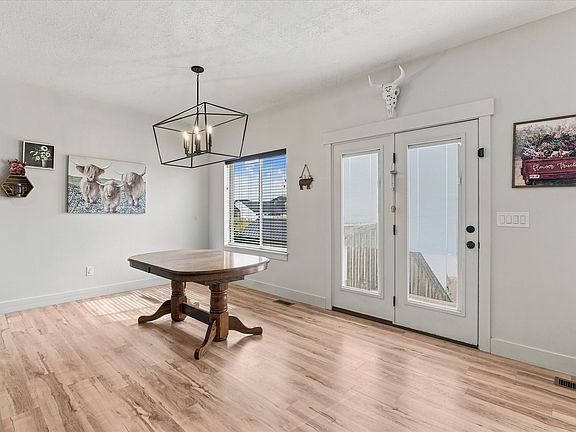 5th image of 2822 N 3975 W