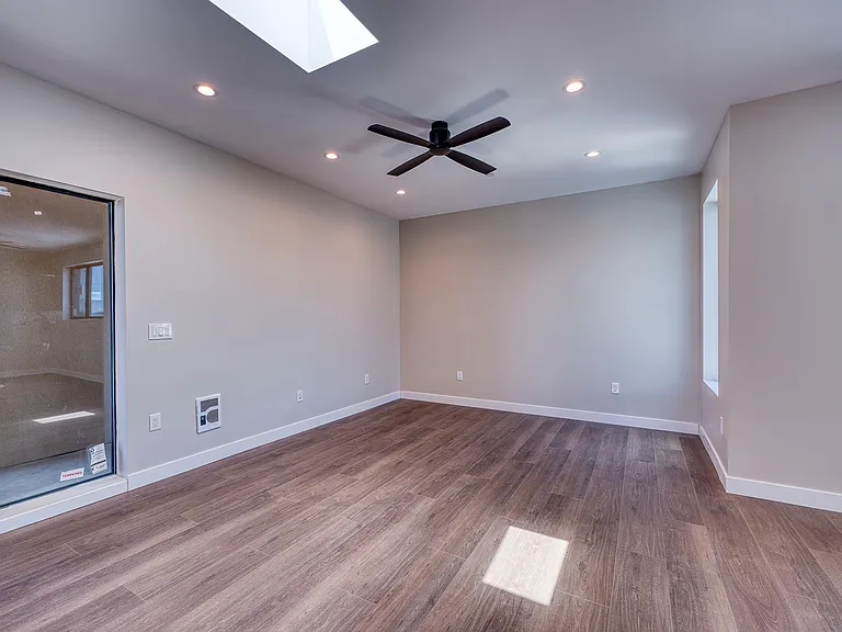 4202 Telegraph Ave #203 — Photo 6
