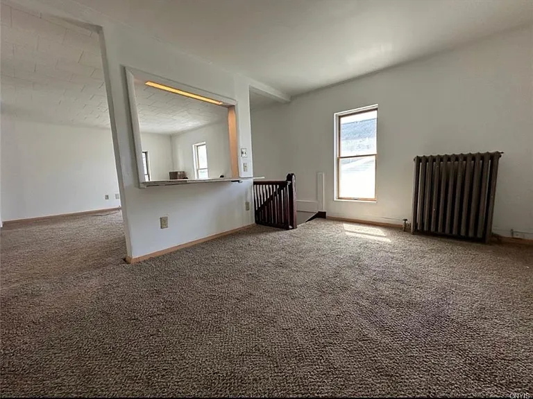104 Franklin St #2 — Photo 4