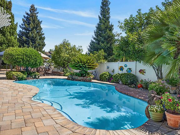 3rd image of 3408 Benedix Way