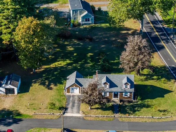 166 Alfred Lord Blvd, Taunton, MA 02780