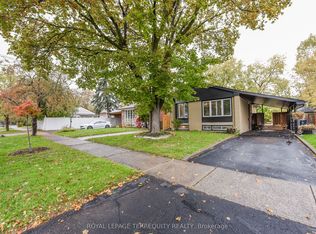 20 Hallow Cres, Toronto, ON M9W 2V9
