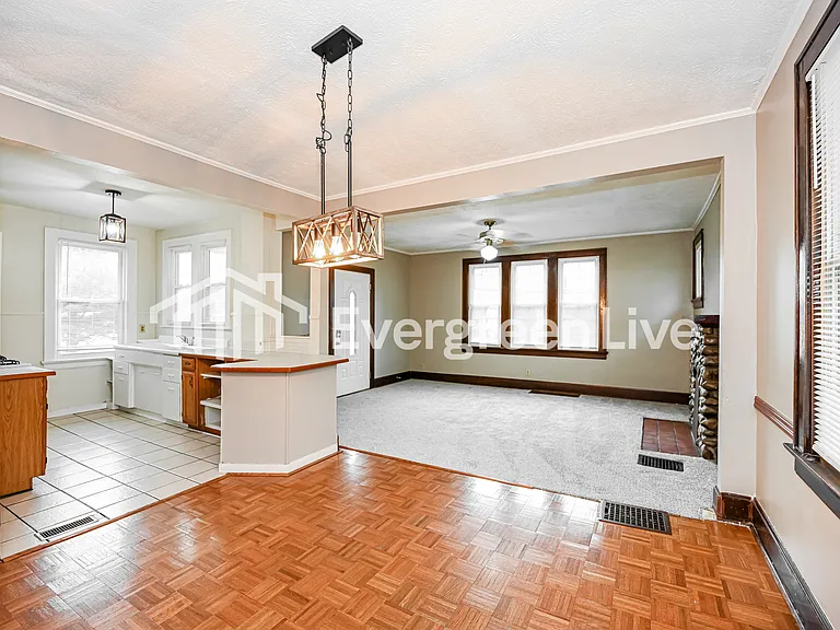5320 Colerain Ave — Photo 5