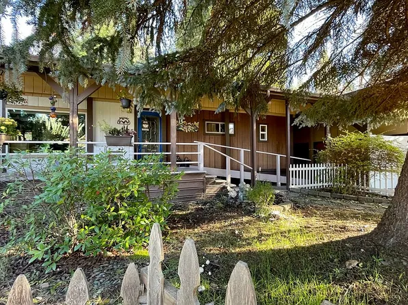 6226 E Evans Creek Rd Unit 12, Rogue River, OR 97537