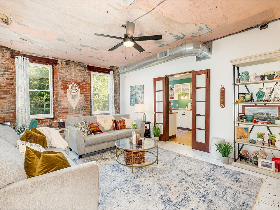 213 Mulberry St #3