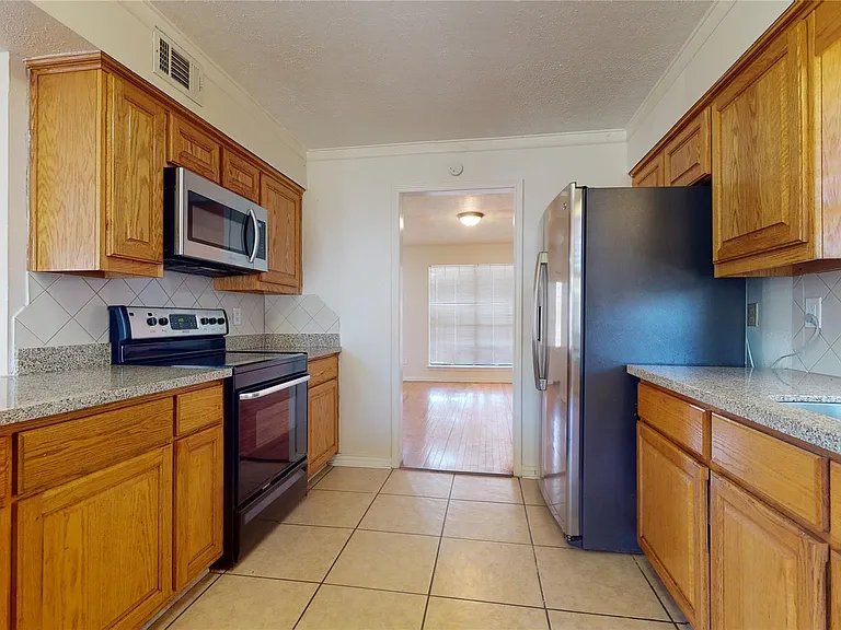 1206 Woven Wood Ct — Photo 21
