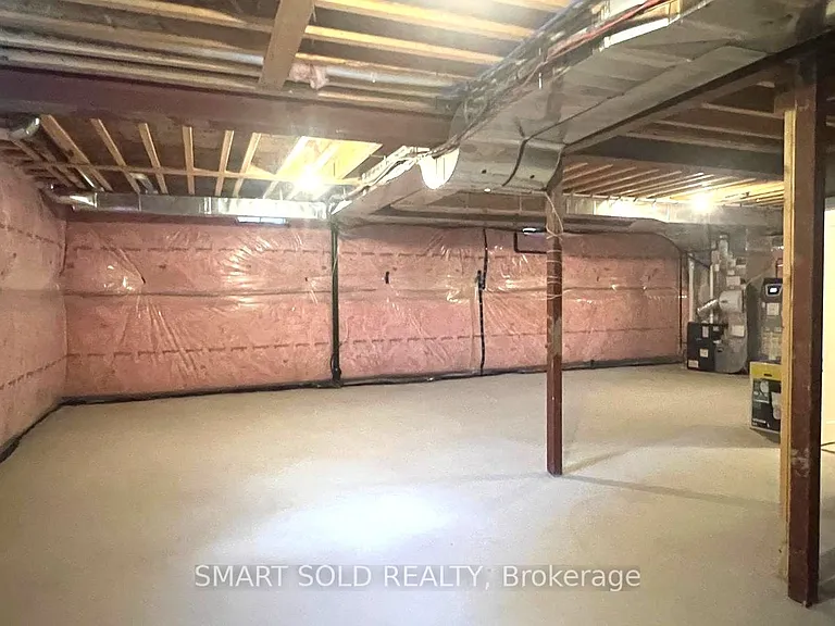 147 Hillsview Dr — Photo 36