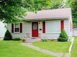 530 Pleasant Ave, Kalamazoo, MI