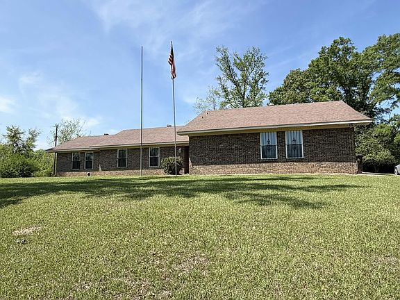 3rd image of 673 County Road 33
