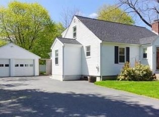 2 Arcadia Rd, Natick, MA 01760